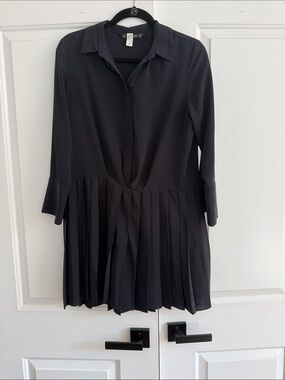 goth black dress long sleeve Velvet Sweetheart Dress – DraculaClothing main image 0